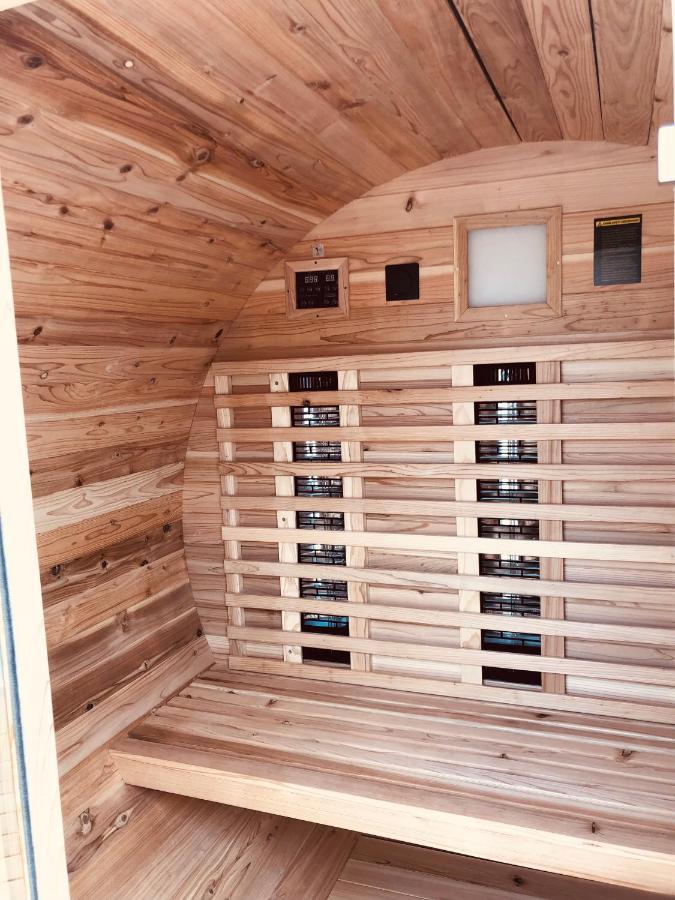 Alte Schmiede Mit Sauna, Pool Und Whirpool Im Aussenbereich Schoenstes Ferienhaus Der Lausitz Elsterheide エクステリア 写真